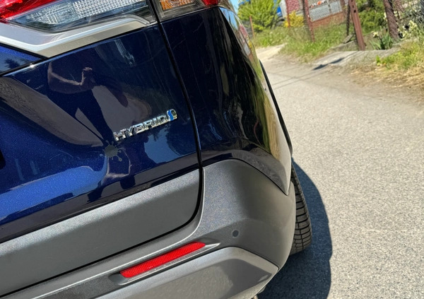 Toyota RAV4 cena 124999 przebieg: 79900, rok produkcji 2019 z Kobylin małe 781